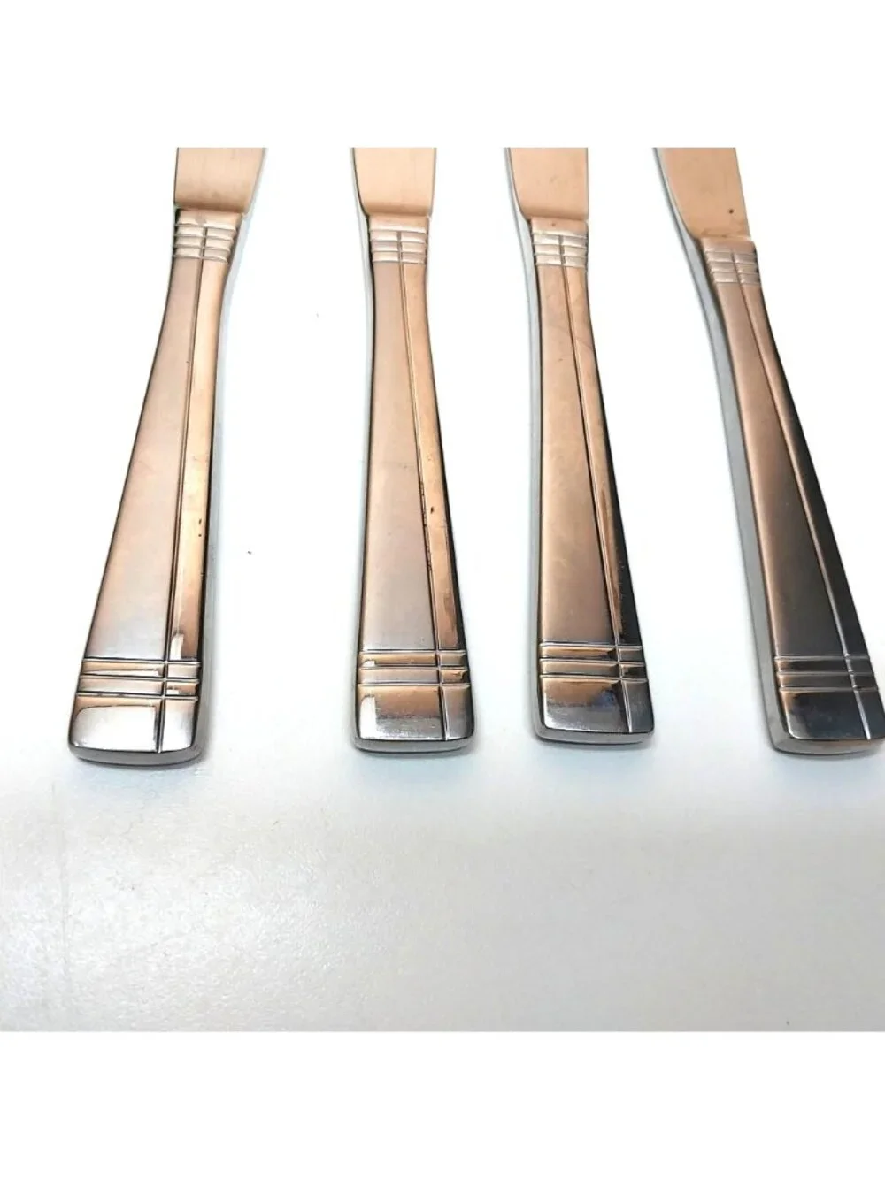 Set of 4 Amsterdam by Oneida Butter Knives Stainless Steel